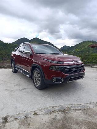 FIAT TORO 2.0 16V TURBO DIESEL RANCH 4WD AT9 FIAT TORO 2.0 16V TURBO DIESEL RANCH 4WD AT9